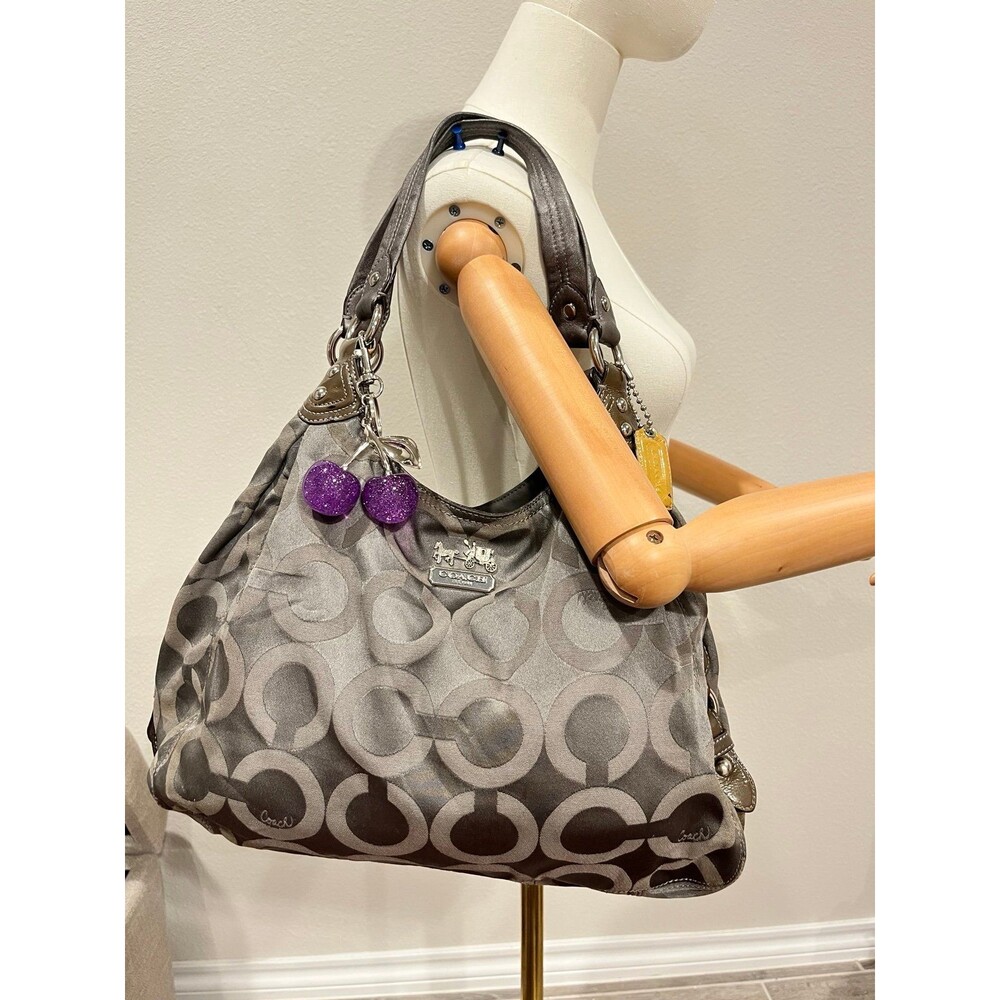Coach Silver Grey Op art shoulder bag